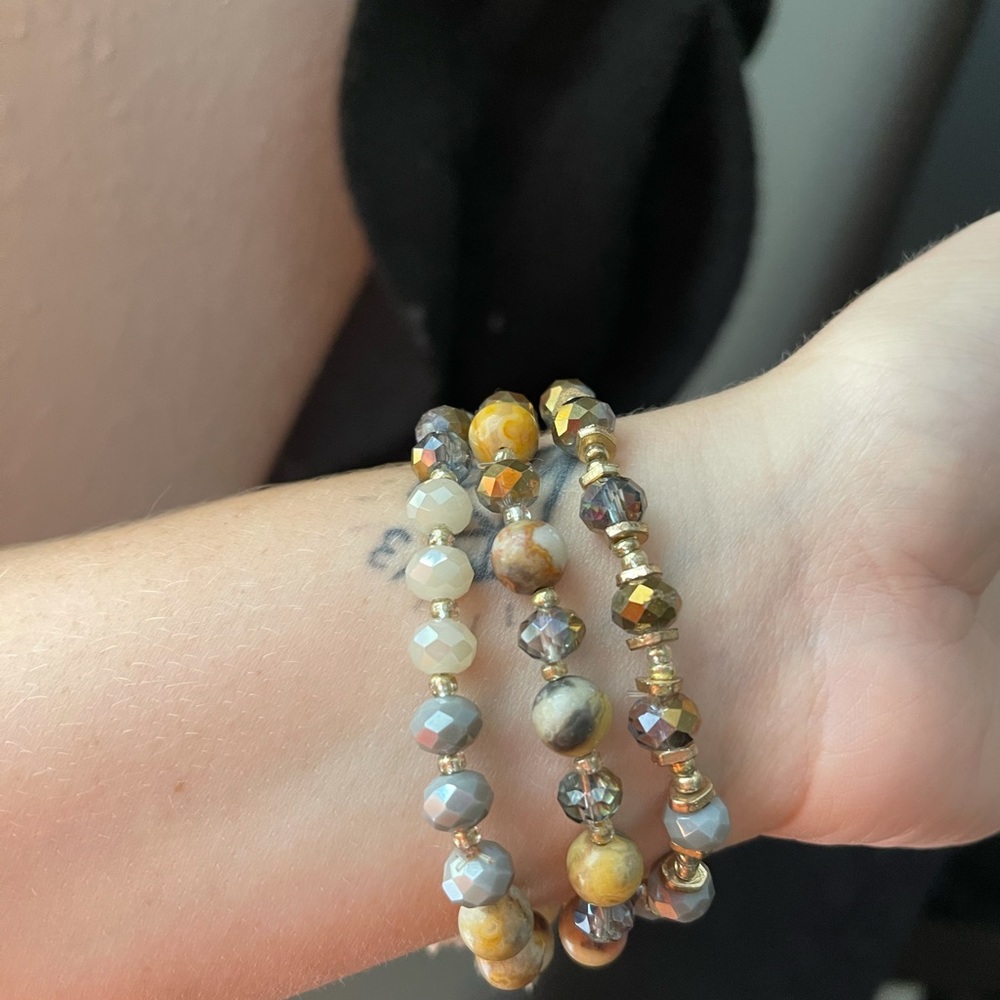 🔴Beaded bracelets - Picture 3 of 5